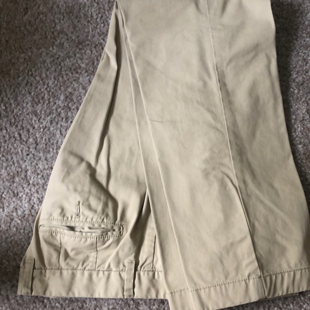 Tommy Hilfiger Men’s Khakis